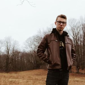 Meet your Posher, Dylan